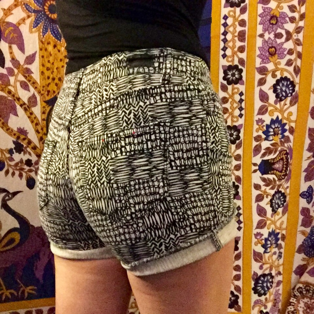 BDG patterned shorts